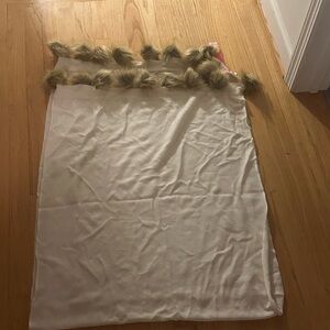 Lilly Pulitzer Coconut Quinney Wrap Pom Pom NWT